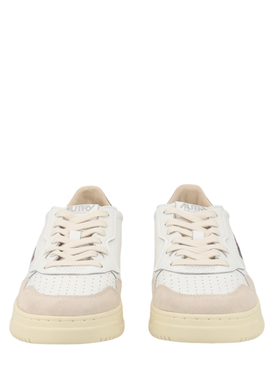 Medalist Low Leather Suede Low-Top Sneakers