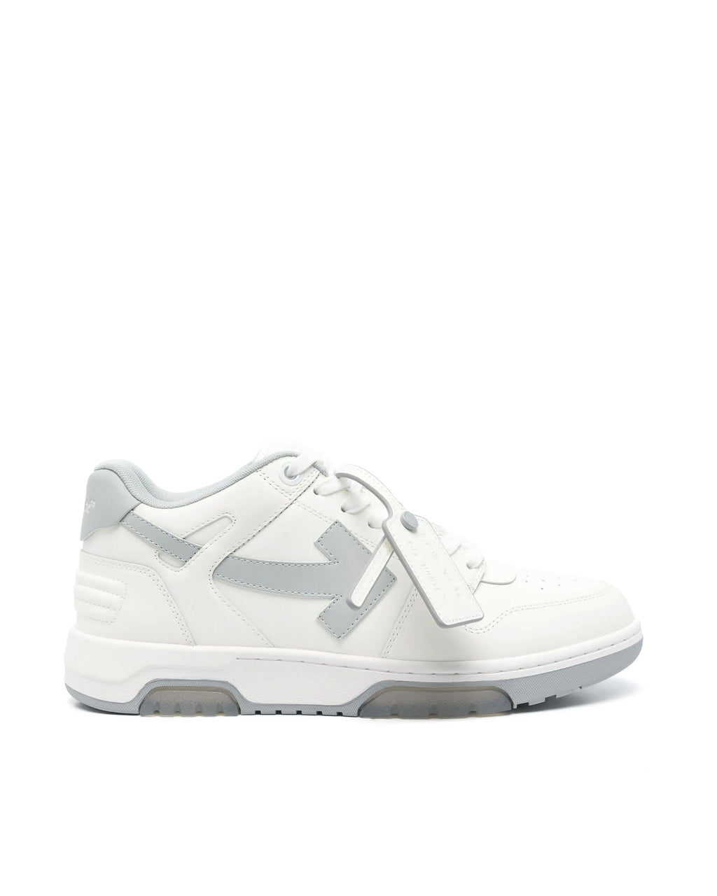Low-Top Sneakers With 1990S Streetwear Inspiration