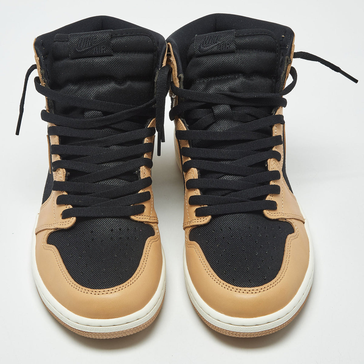 Air Jordans Jordan 1 Retro Heirloom
