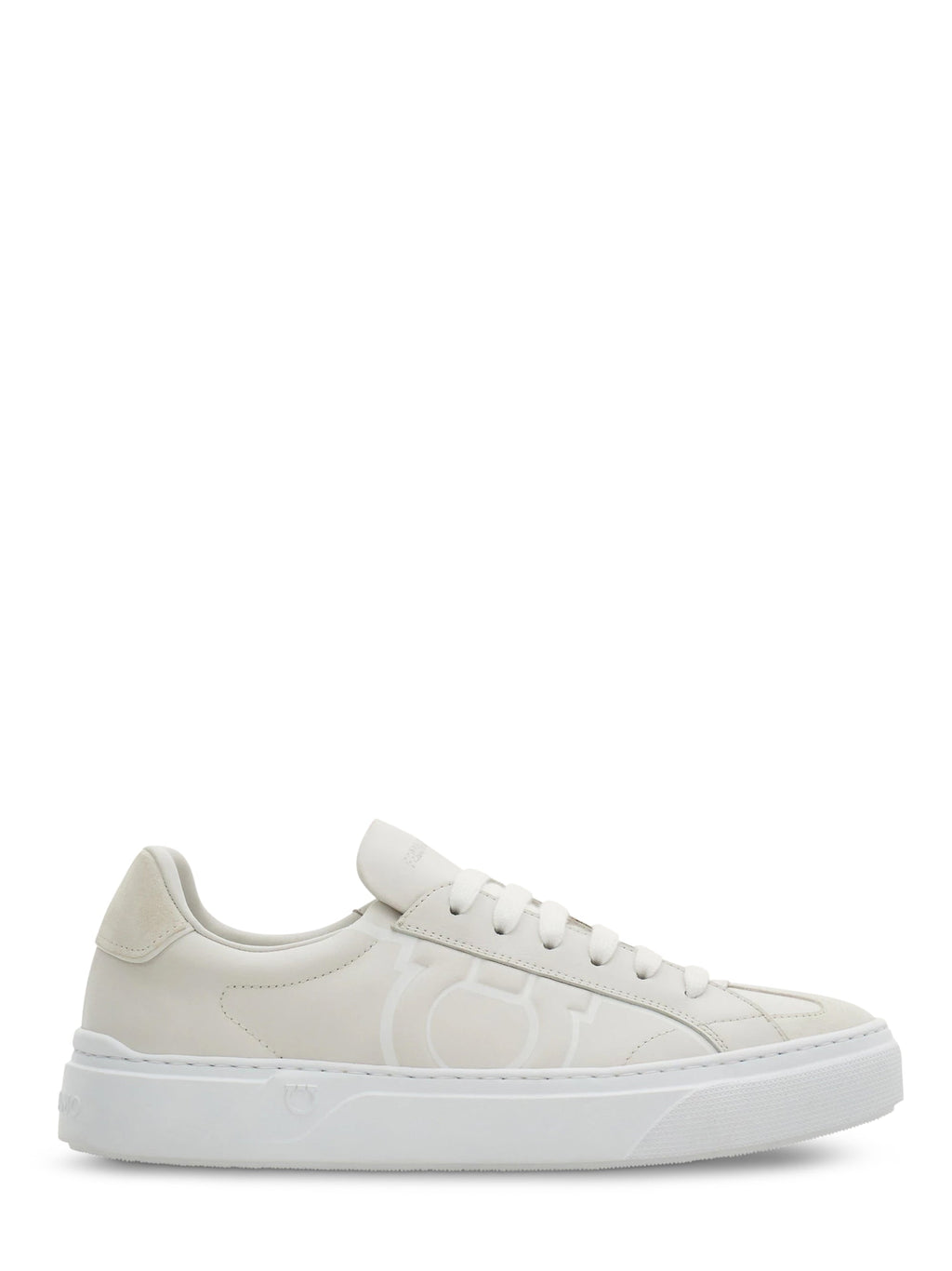 Low-Top Sneakers with Minimalist Design and Embossed Details