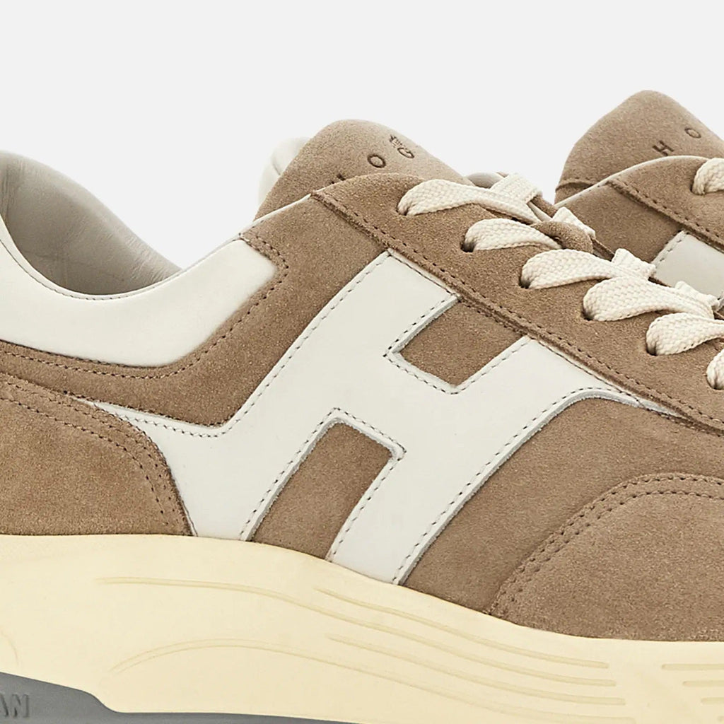 Hyperlight Allacciato H Sneakers in Beige