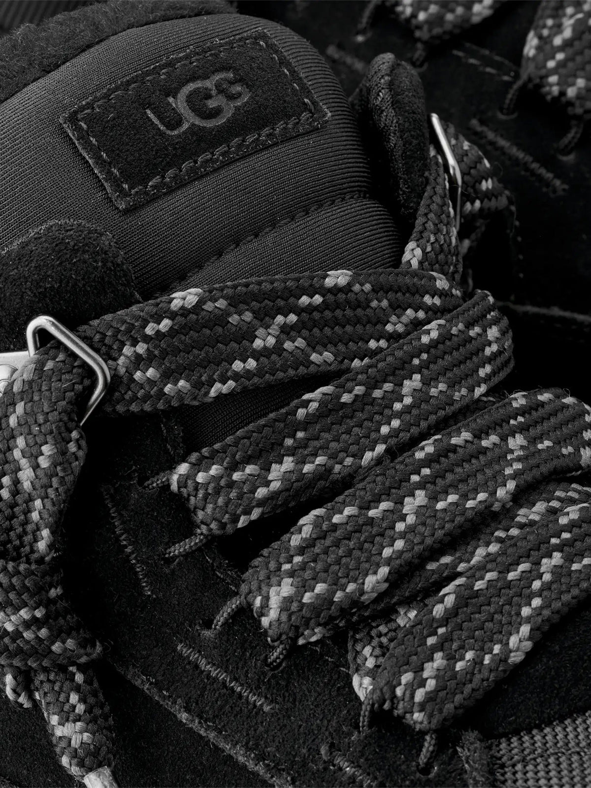 Low-Top Sneakers with Textured Panels and Sturdy Sole