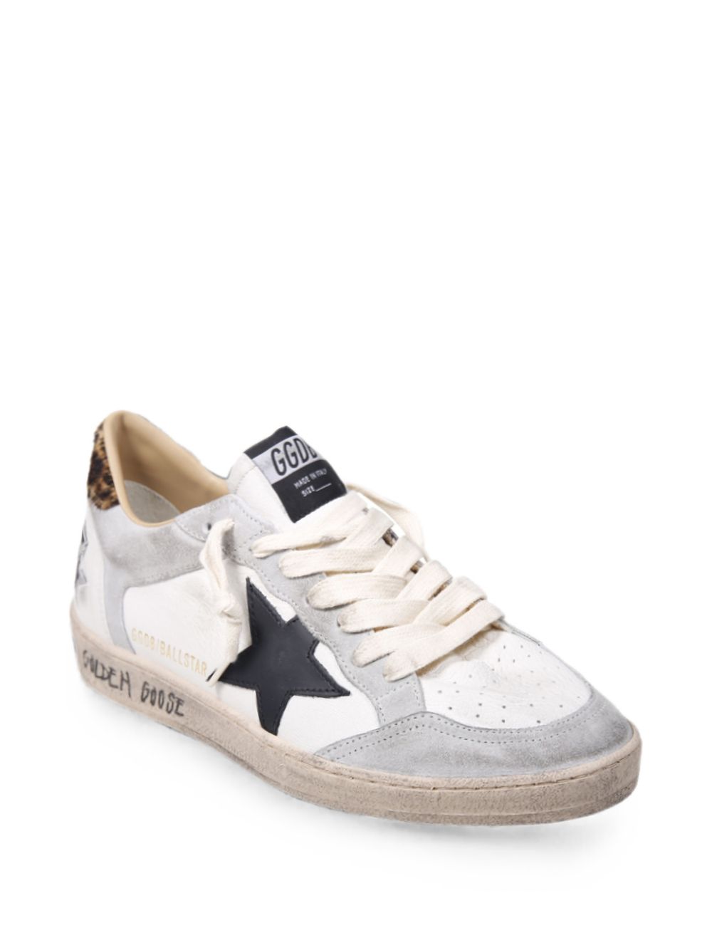 Low-Top Vintage Bold Accent Sneakers