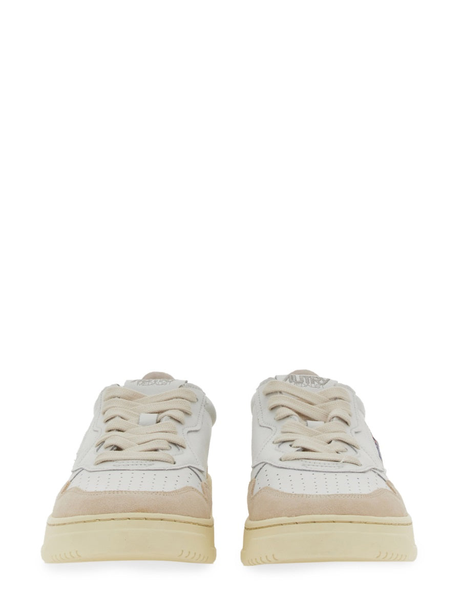 Medalist Low Top Suede Leather Sneakers