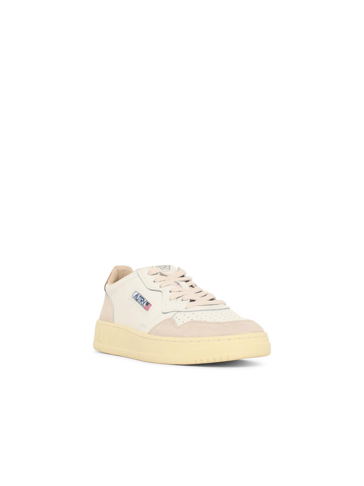 'Medalist Low' White And Beige Leather Sneakers