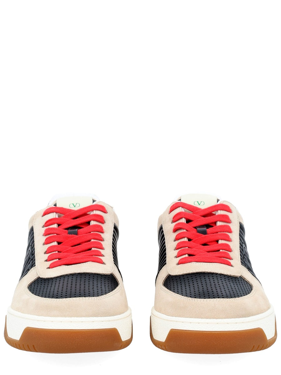 Low-Top Contrasting Panel Leather Sneakers