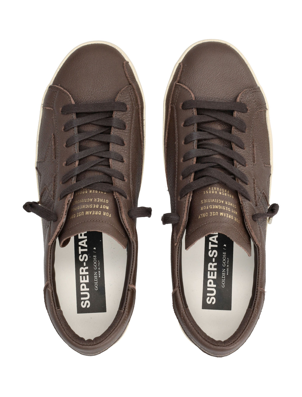 Low-Top Sneakers with Vintage Aesthetic and Star Stitching