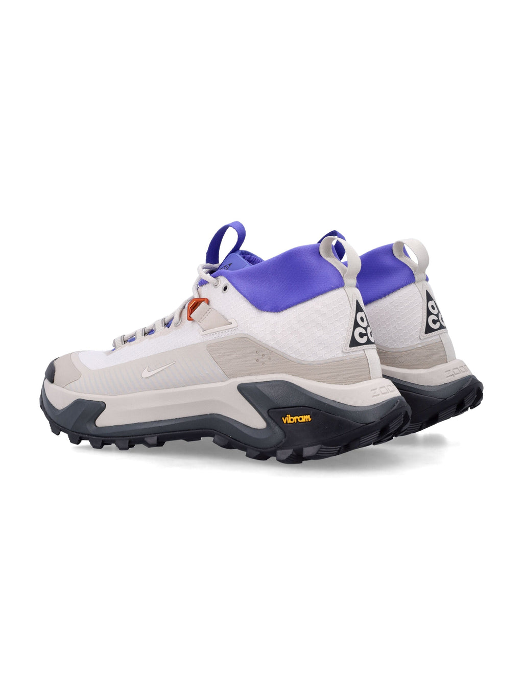 High-Performance Hiking Sneakers With Zoomx Foam And Vibram Outsole