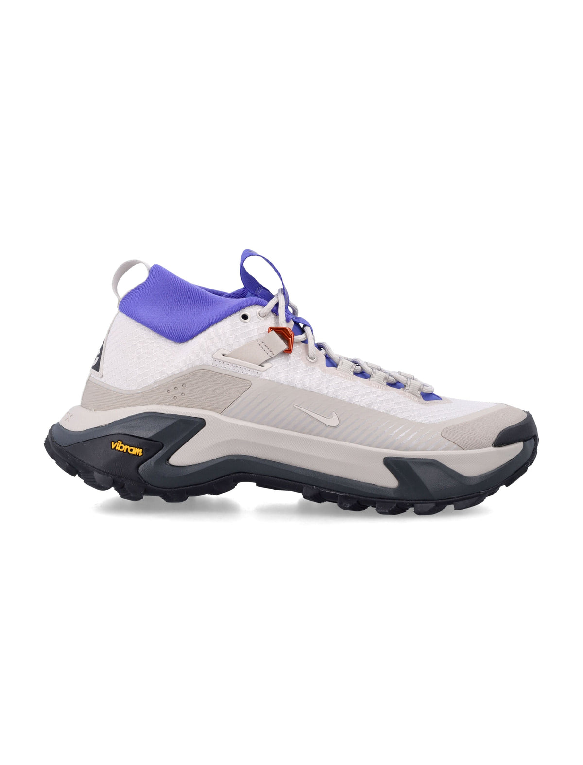 High-Performance Hiking Sneakers With Zoomx Foam And Vibram Outsole