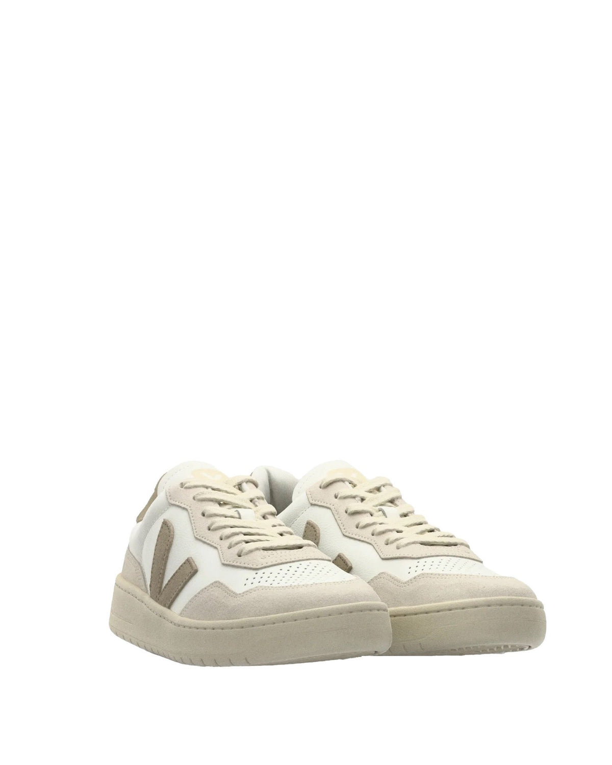 Eco-Friendly Sneakers With Organic Leather And Suede Panels