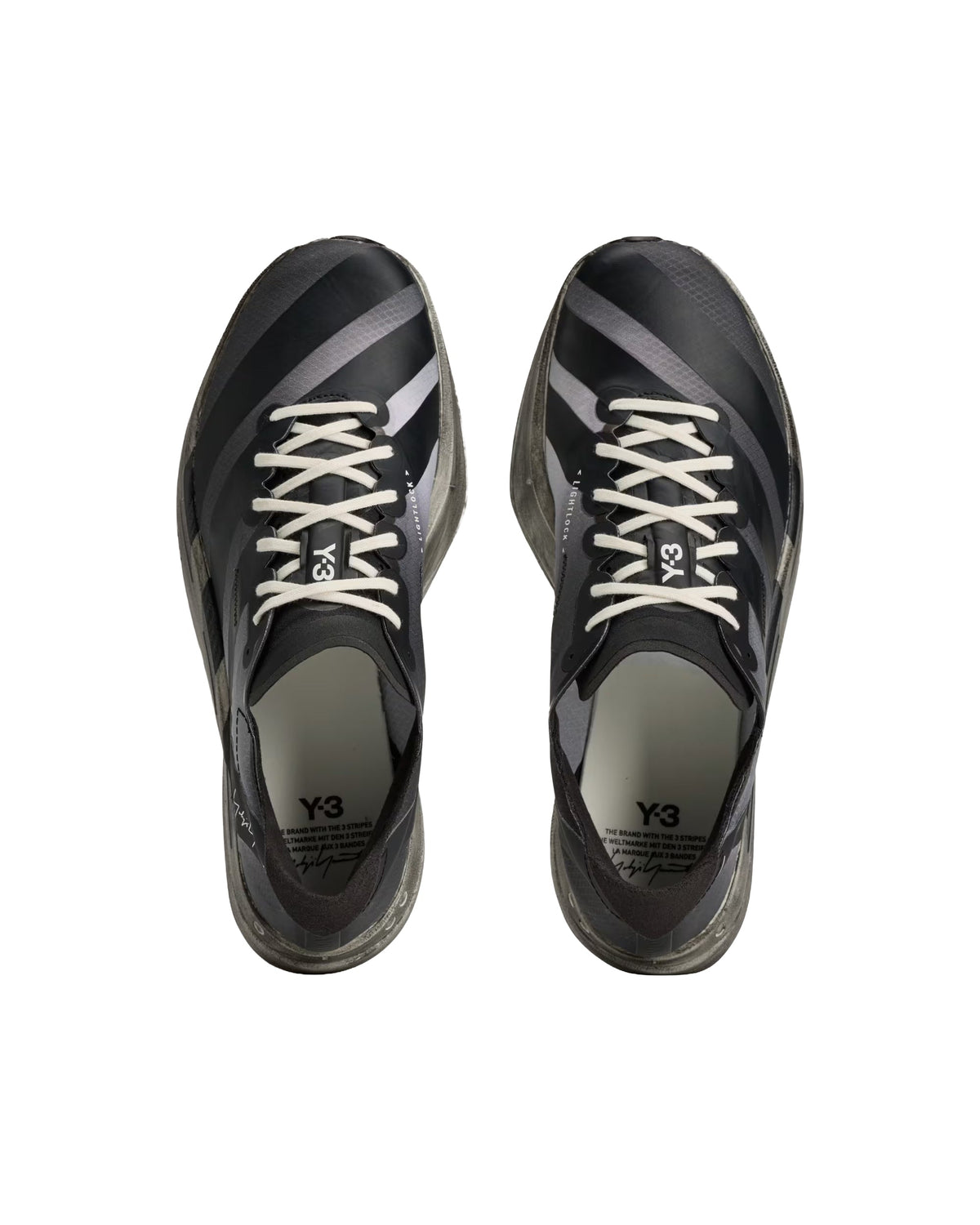 Aerodynamic Black Sneakers with Lightweight Structure and Innovative Midsole