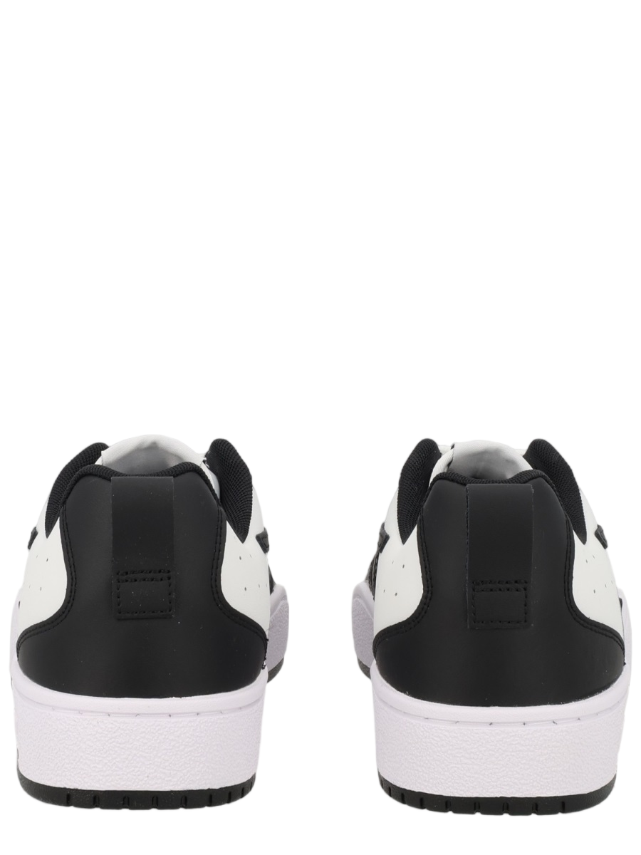 Low-Top Sneakers with Classic Lace-Up Design and Textured Sole