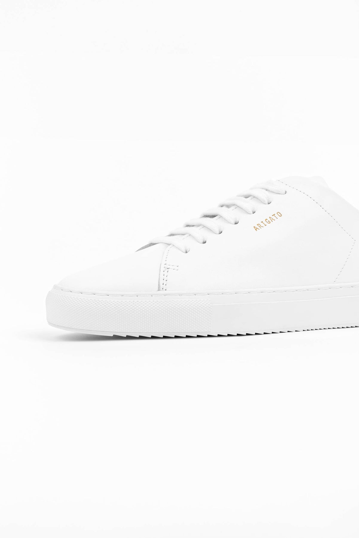 Clean 90 White Low-Top Sneakers with Gold Logo Detail