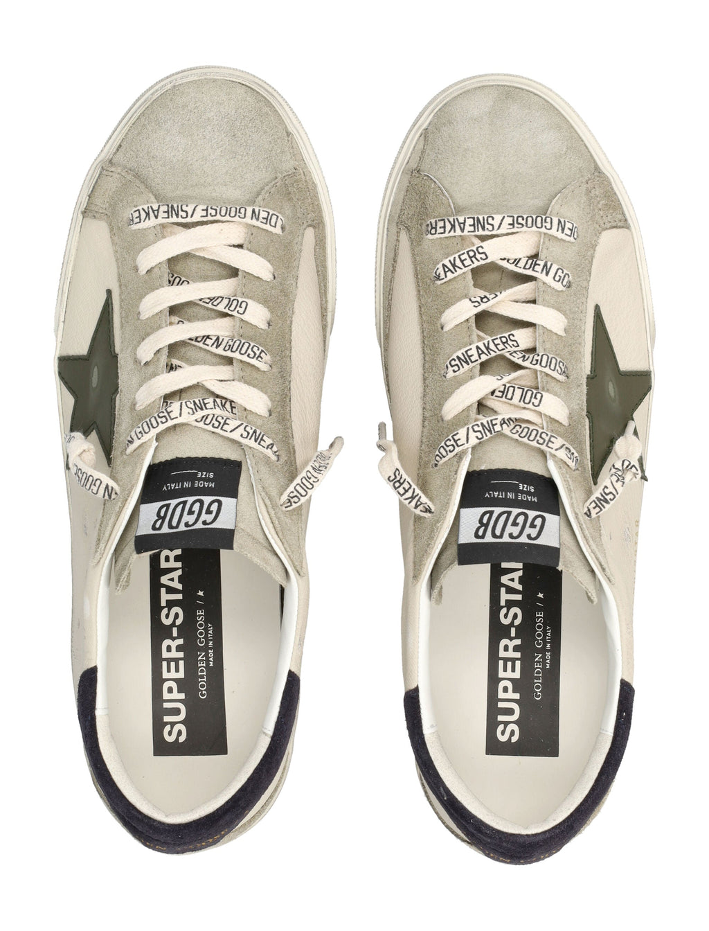 Distressed Low-Top Sneakers with Iconic Star Emblem