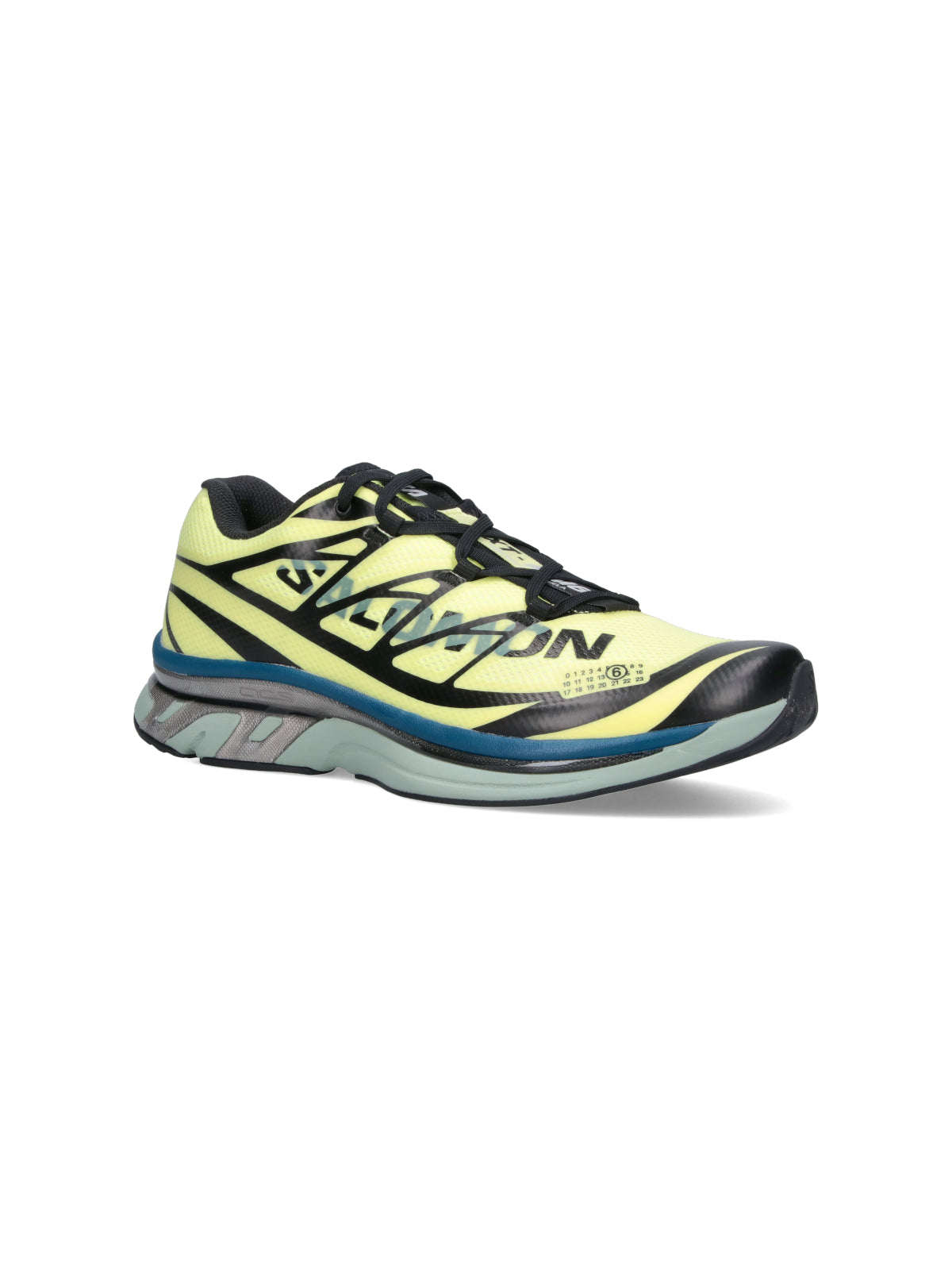High-Contrast Sneakers with Bold Graphic Accents