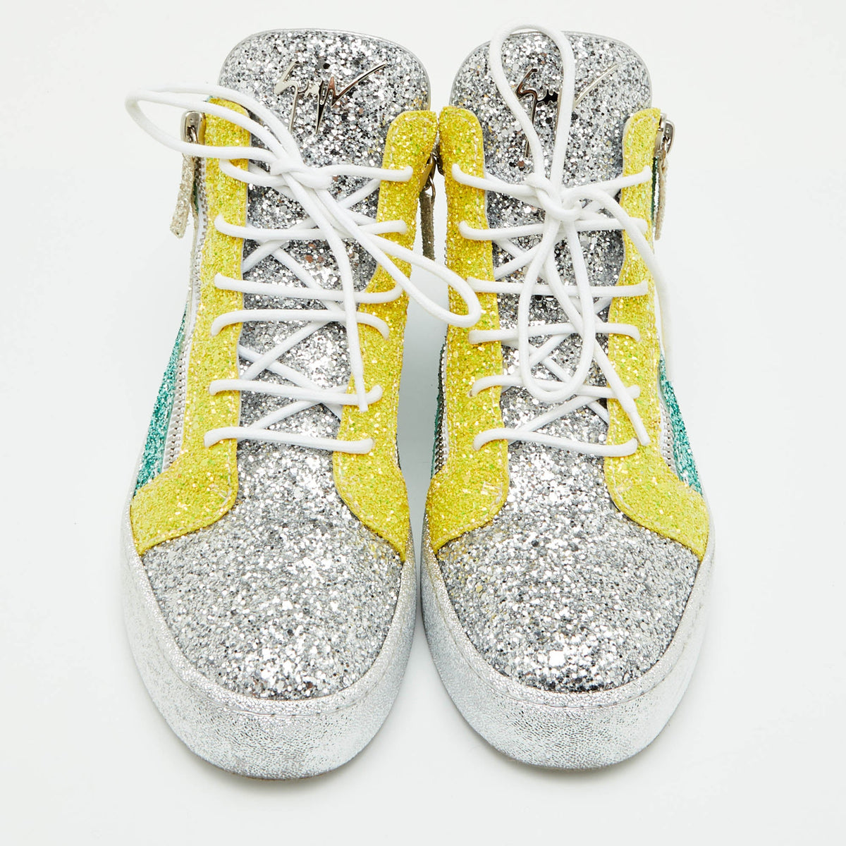 Giuseppe Zanotti Kriss