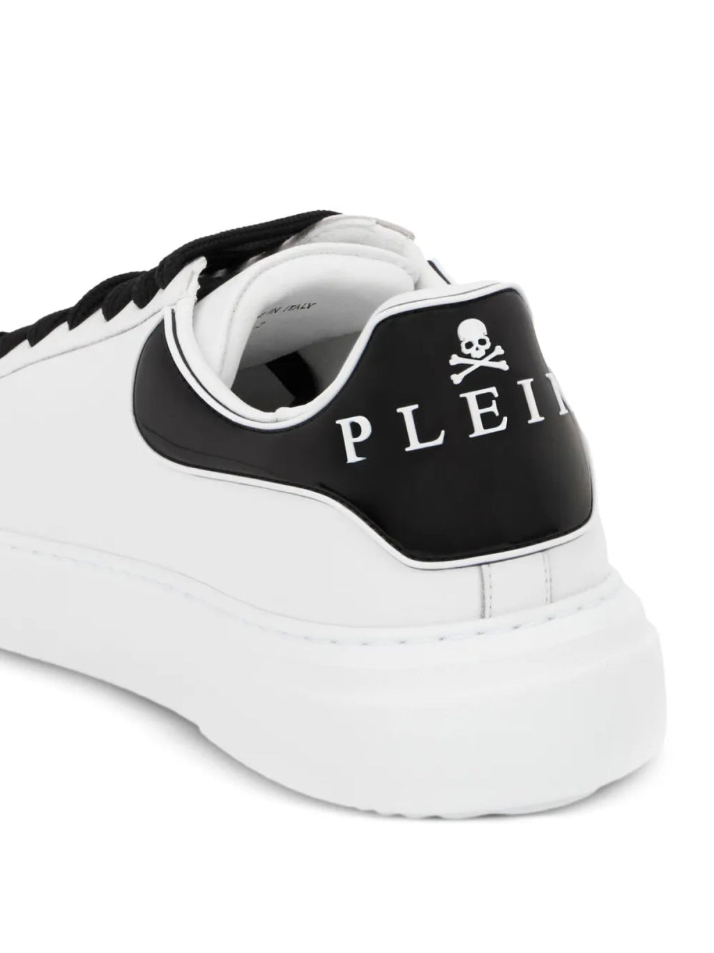 Big Bang Runner Logo Sneakers