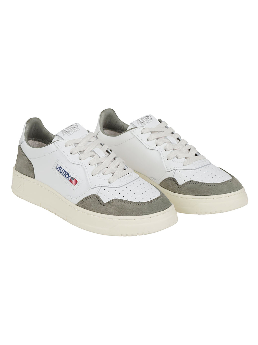 Medalist Low Leather-Suede Low-Top Sneakers