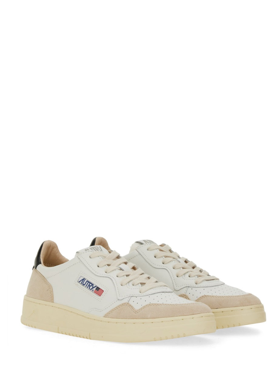 Medalist Low Leather Suede Panels Sneakers