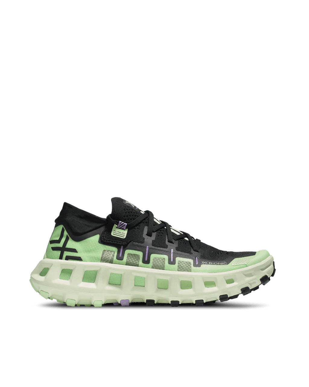 High-Performance White And Black Sneakers With Speedframe Pro Construction