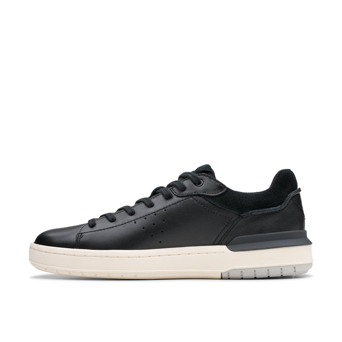 Clarks Courtlite2 Run in Black Leather