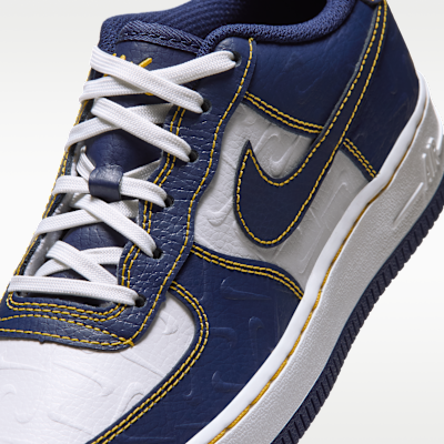 Nike Air Force 1 LE Big Kids' Shoes