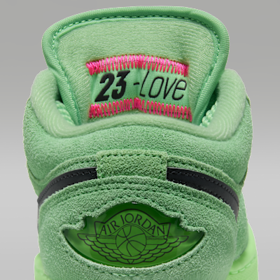 Air Jordan 1 Low SE Big Kids' Shoes