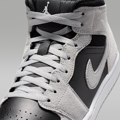 Air Jordan 1 Mid Men's Shoes
