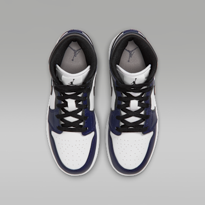 Air Jordan 1 Mid Big Kids' Shoes