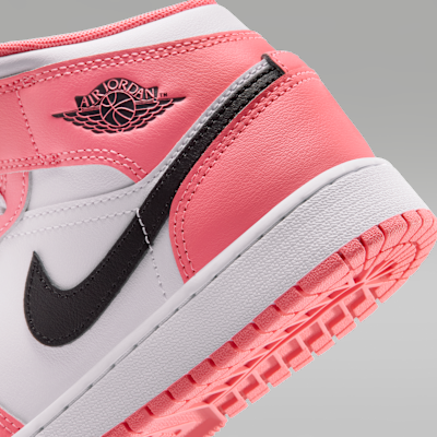 Air Jordan 1 Mid Big Kids' Shoes