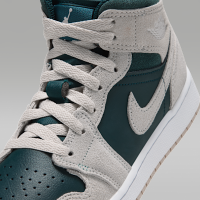 Air Jordan 1 Mid Big Kids' Shoes