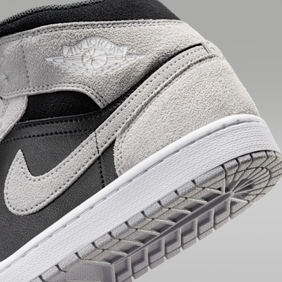 Air Jordan 1 Mid Men's Shoes