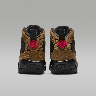 Air Jordan 9 Retro Boots