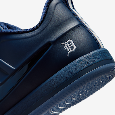 Book 2 "Tigers" Basketball Shoes