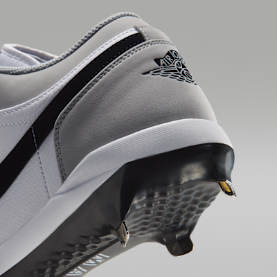 Jordan 1 Retro Low Metal Baseball Cleats