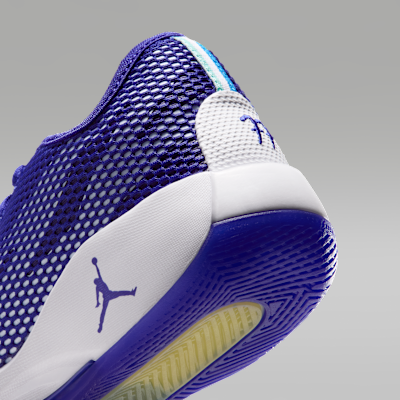 Luka 77 Big Kids' Basketball Shoes