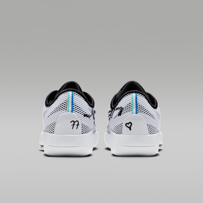 Luka 77 Basketball Shoes