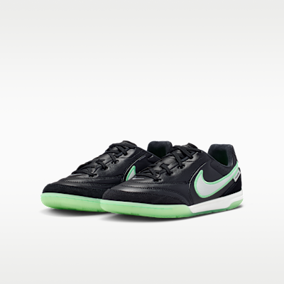Nike Jr. Tiempo Streetgato Big Kids' Indoor/Court Low-Top Soccer Shoes
