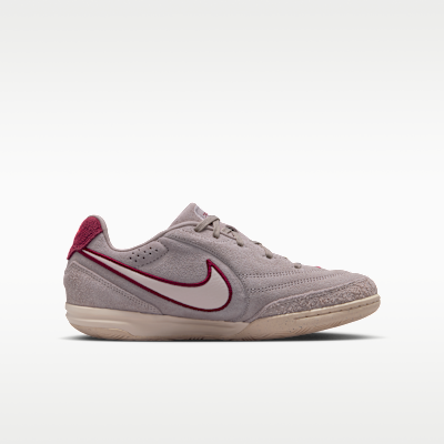 Nike Jr. Tiempo Streetgato PRM Big Kids' Indoor/Court Low-Top Soccer Shoes