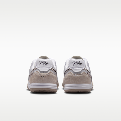 Nike Jr. Tiempo Streetgato Big Kids' Indoor/Court Low-Top Soccer Shoes