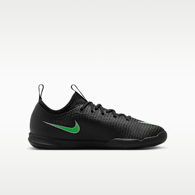 Nike Jr. Mercurial Vapor 17 Academy Big Kids' Indoor/Court Low-Top Soccer Shoes