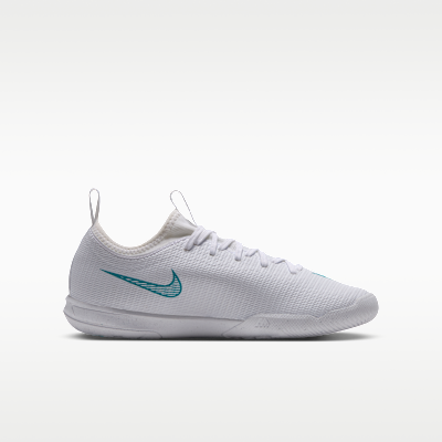 Nike Jr. Mercurial Vapor 17 Academy Big Kids' Indoor/Court Low-Top Soccer Shoes