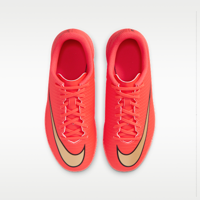 Nike Jr. Mercurial Vapor 17 Club Big Kids' Turf Low-Top Soccer Shoes