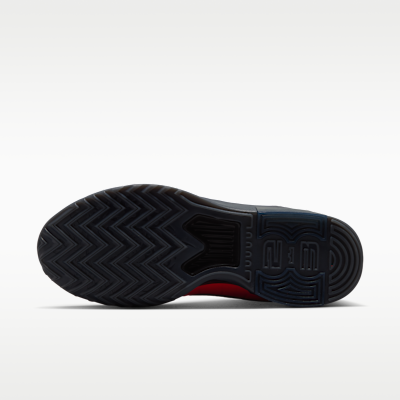 LeBron Witness 9 Basketball Shoes