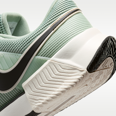 Nike GP Challenge 1.5 Men's Hard Court Tennis Shoes
