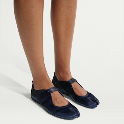 NikeSKIMS Rift Satin Women's Shoes