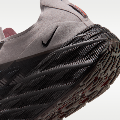 Nike Ava Edge Men's Shoes