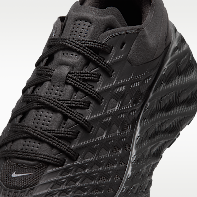 Nike Ava Edge Men's Shoes
