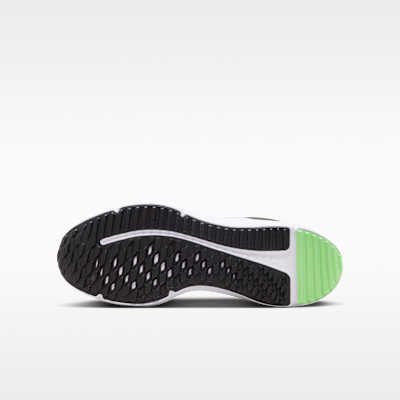 Nike Cosmic Runner Big Kids' Road Running Shoes