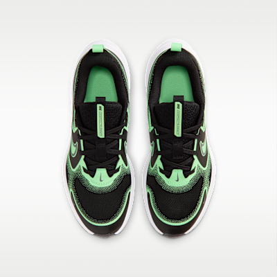 Nike Cosmic Runner Big Kids' Road Running Shoes